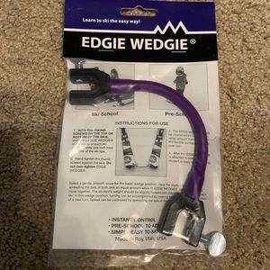 Eddie wedgie for toddler ski accessories clip